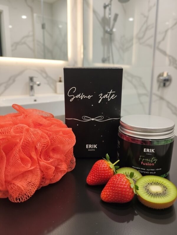 Darilni set Fruity Fusion DARILNI SET STEPENO MILO IN GOBICA ZA PRHANJE